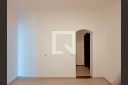 Quarto de casa para alugar com 1 quarto, 45m² em Jardim Santa Mena, Guarulhos