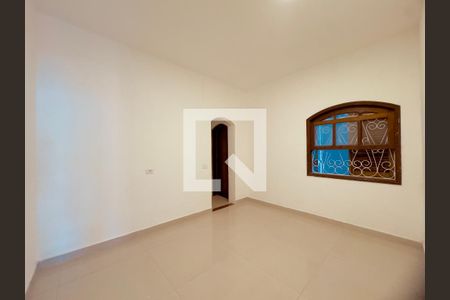 Quarto de casa para alugar com 1 quarto, 45m² em Jardim Santa Mena, Guarulhos