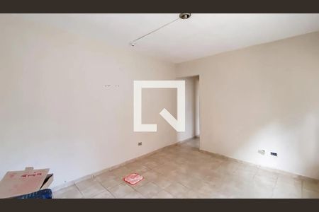 Sala de casa à venda com 4 quartos, 240m² em Vila Araguaia, São Paulo