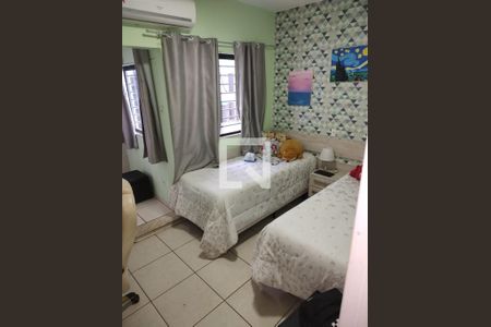 Quarto de casa para alugar com 4 quartos, 172m² em Jardim Violeta, Poá
