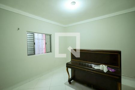 Quarto 1 de casa para alugar com 2 quartos, 150m² em Vila Marari, São Paulo