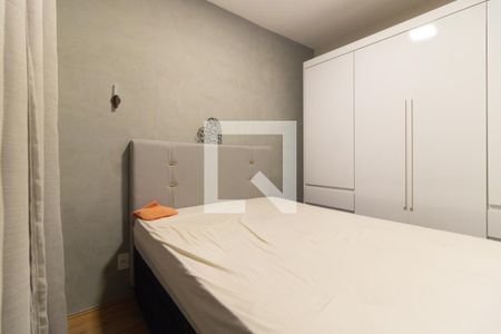 Quarto 1 de apartamento para alugar com 2 quartos, 32m² em Parque Fongaro, São Paulo