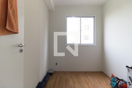 Quarto 2 de apartamento para alugar com 2 quartos, 32m² em Parque Fongaro, São Paulo