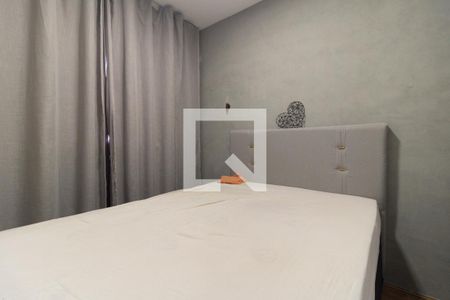 Quarto 1 de apartamento para alugar com 2 quartos, 32m² em Parque Fongaro, São Paulo