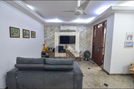 Sala de casa para alugar com 3 quartos, 300m² em Vila Isabel, Rio de Janeiro