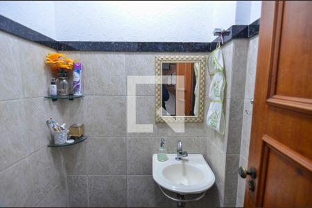 Lavabo de casa para alugar com 3 quartos, 300m² em Vila Isabel, Rio de Janeiro