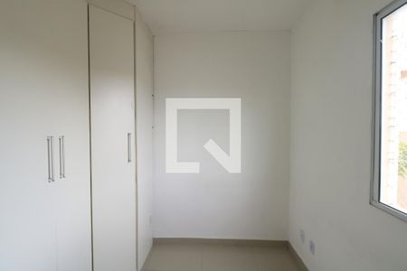 Quarto 2 de apartamento para alugar com 2 quartos, 44m² em Canhema, Diadema
