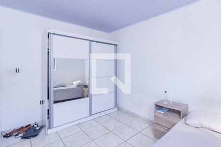 Quarto 1 de casa para alugar com 2 quartos, 82m² em Estância Jaraguá, São Paulo