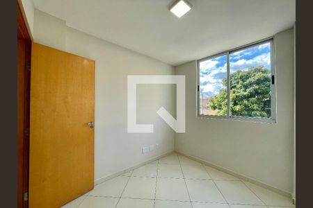 Quarto de apartamento à venda com 3 quartos, 62m² em Nova Vista, Belo Horizonte