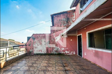 Varanda de casa para alugar com 4 quartos, 254m² em Jardim Marek, Santo André