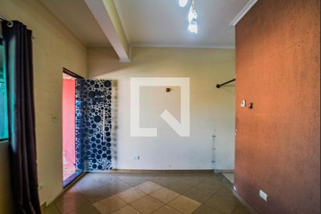 Sala de casa para alugar com 4 quartos, 254m² em Jardim Marek, Santo André