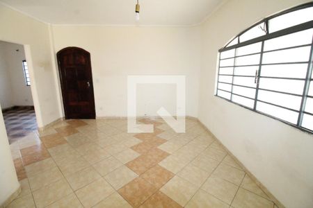 Sala 1 de casa para alugar com 3 quartos, 140m² em Monte Castelo, São José dos Campos