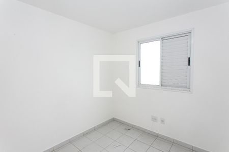 Quarto 1 de apartamento para alugar com 2 quartos, 60m² em Vila Margarida, São Paulo