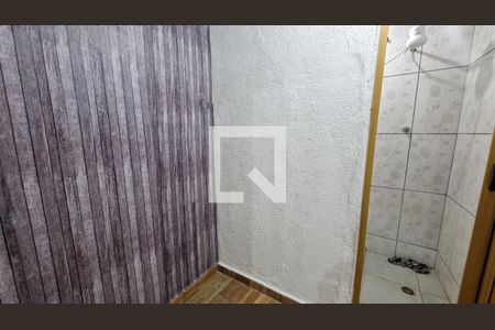 Corredor de casa para alugar com 1 quarto, 35m² em Vila Romano, São Paulo
