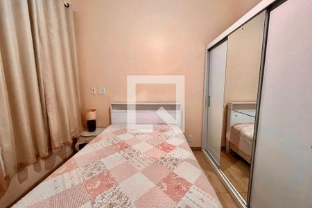 Quarto 1 de apartamento para alugar com 2 quartos, 66m² em Copacabana, Rio de Janeiro