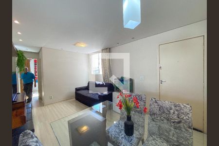Apartamento para alugar com 3 quartos, 80m² em Camargos, Belo Horizonte