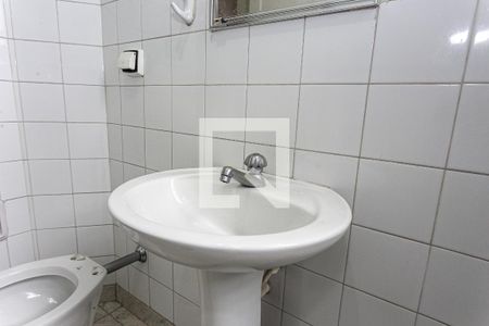 Banheiro de apartamento para alugar com 1 quarto, 70m² em Brás, São Paulo