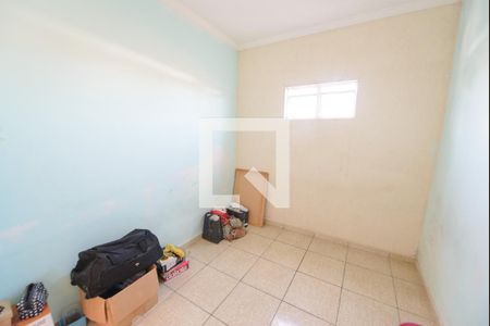 Quarto 1 de casa para alugar com 3 quartos, 100m² em Jardim Gurilândia, Taubaté