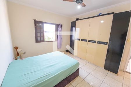 Quarto 2 de casa para alugar com 3 quartos, 100m² em Jardim Gurilândia, Taubaté