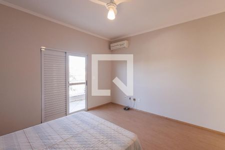 Suíte 1 de casa para alugar com 6 quartos, 250m² em Vila Jaboticabeira, Taubaté