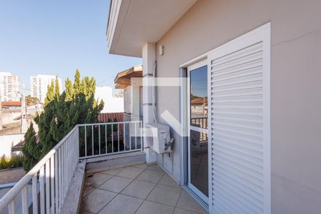 Varanda Suíte 1 de casa para alugar com 6 quartos, 250m² em Vila Jaboticabeira, Taubaté