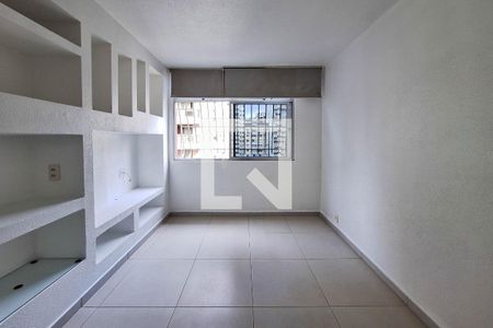 Sala de apartamento para alugar com 1 quarto, 39m² em Icaraí, Niterói