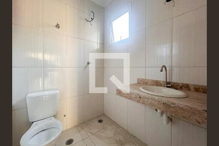 Banheiro da Suíte 1 de casa de condomínio à venda com 2 quartos, 71m² em Jardim Ubirajara, São Paulo