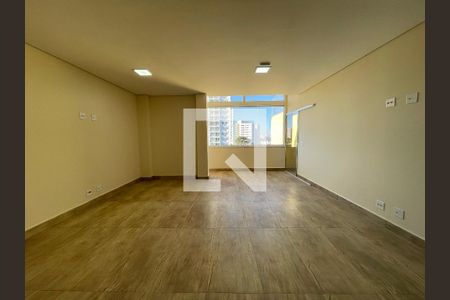 Sala de casa à venda com 3 quartos, 277m² em Jaguaré, São Paulo