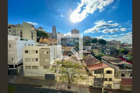 Apartamento para alugar com 3 quartos, 110m² em São Lucas, Belo Horizonte
