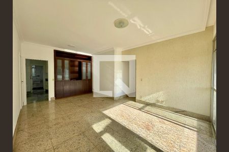 Apartamento para alugar com 3 quartos, 110m² em São Lucas, Belo Horizonte