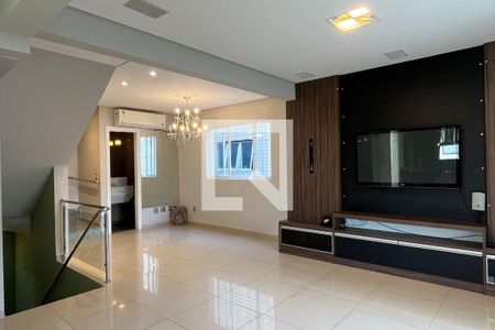 Sala de casa para alugar com 2 quartos, 307m² em Marapé, Santos