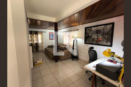 Sala de casa para alugar com 4 quartos, 500m² em Rio Tavares, Florianópolis