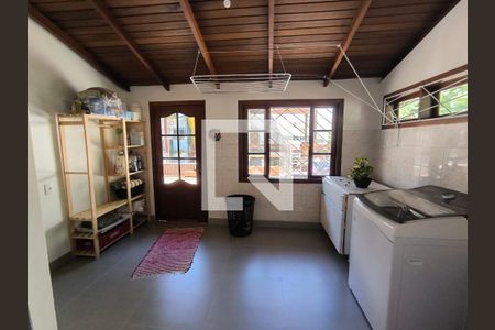 Casa para alugar com 4 quartos, 500m² em Rio Tavares, Florianópolis