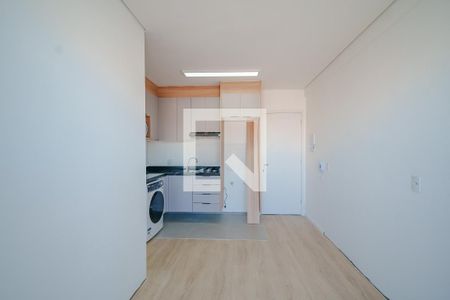 Sala de apartamento para alugar com 1 quarto, 27m² em Jardim Trussardi, São Paulo