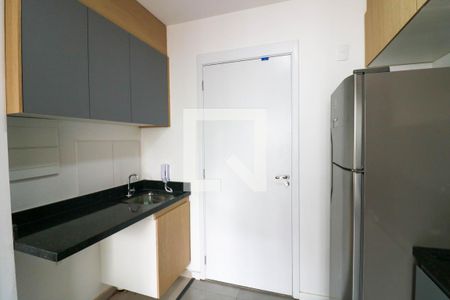 Sala / Cozinha de kitnet/studio para alugar com 1 quarto, 27m² em Campo Belo, São Paulo