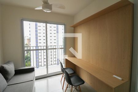 Sala / Cozinha de kitnet/studio para alugar com 1 quarto, 27m² em Campo Belo, São Paulo