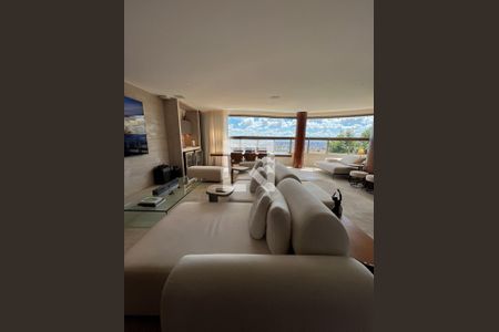 Sala  de apartamento à venda com 4 quartos, 250m² em Santa Lúcia, Belo Horizonte