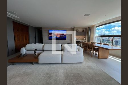 Sala  de apartamento à venda com 4 quartos, 250m² em Santa Lúcia, Belo Horizonte