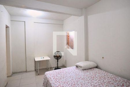 Suíte de casa à venda com 2 quartos, 300m² em Santa Cruz, Belo Horizonte