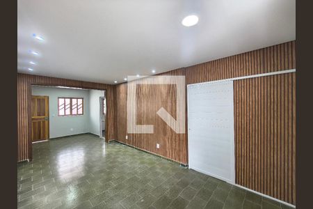 Casa para alugar com 4 quartos, 150m² em Curicica, Rio de Janeiro