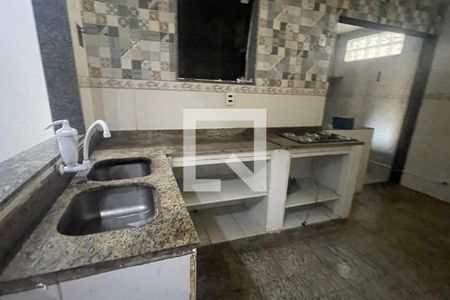 Cozinha de casa para alugar com 2 quartos, 90m² em Vila Sarapui, Duque de Caxias