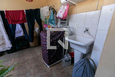ÁREA DE SERVIÇO de casa à venda com 2 quartos, 216m² em Residencial Terra Nova, Campinas