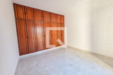 Casa para alugar com 3 quartos, 245m² em Vila Metalúrgica, Santo André