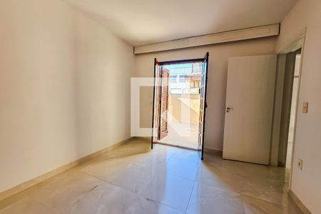 Casa para alugar com 3 quartos, 245m² em Vila Metalúrgica, Santo André