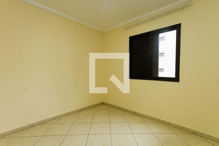 quarto 1 de apartamento para alugar com 2 quartos, 66m² em Jardim Henriqueta, Taboão da Serra