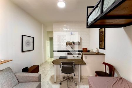 Kitnet/Studio para alugar com 1 quarto, 30m² em Centro, Rio de Janeiro