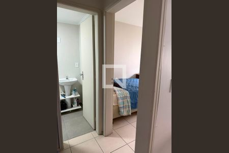 Corredor de apartamento à venda com 1 quarto, 43m² em Independência, Porto Alegre