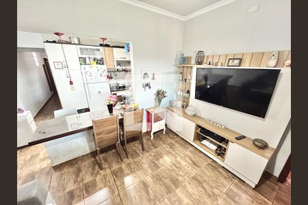 Sala de casa à venda com 4 quartos, 216m² em Vila Santa Maria, São Paulo