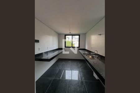 Apartamento à venda com 2 quartos, 125m² em Santo Antônio, Belo Horizonte