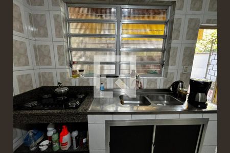 Cozinha de casa para alugar com 3 quartos, 120m² em Sarandi, Porto Alegre